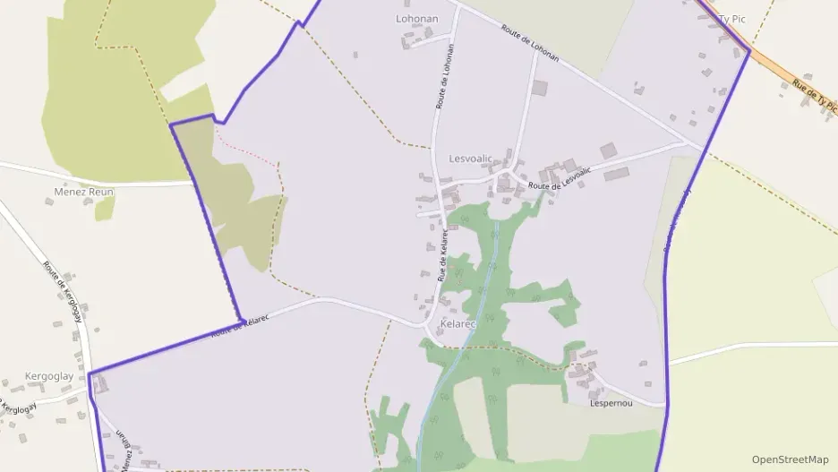 Maison 109 m² quatre pièces à vendre à Plouhinec Maison 109 m² quatre pièces à vendre à Plouhinec