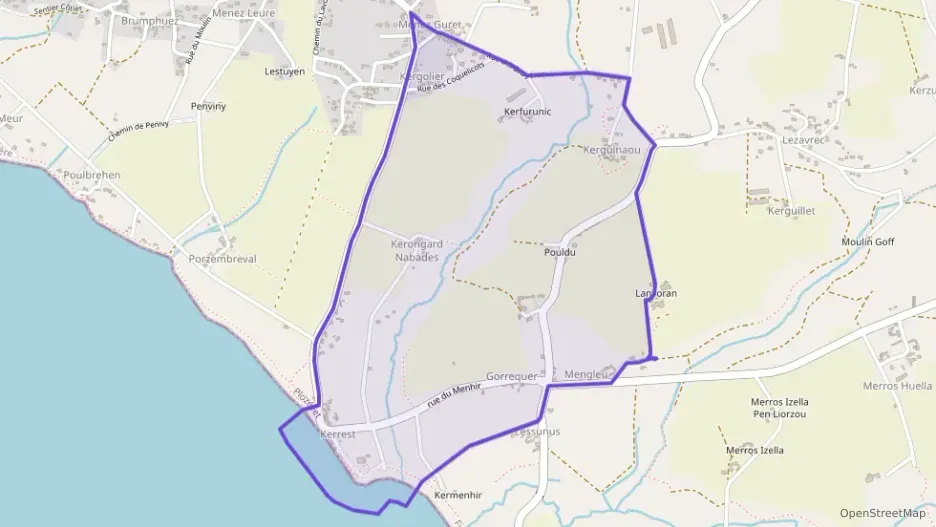 Maison 123 m² quatre pièces à vendre à Plozévet Maison 123 m² quatre pièces à vendre à Plozévet