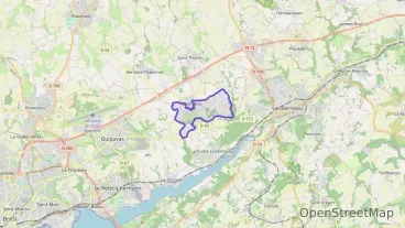 Maison 104 m² six pièces à vendre à Saint-Divy