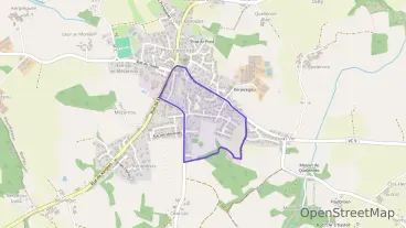 Maison 124 m² cinq pièces à vendre à Plounéventer Maison 124 m² cinq pièces à vendre à Plounéventer