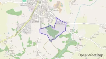 Maison 139 m² cinq pièces à vendre à Plounéventer Maison 139 m² cinq pièces à vendre à Plounéventer