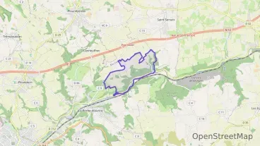 Maison 80 m² quatre pièces à vendre à Plounéventer Maison 80 m² quatre pièces à vendre à Plounéventer