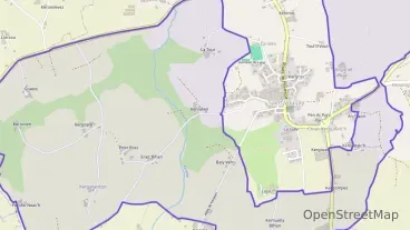 Maison 90 m² cinq pièces à vendre à Saint-Vougay Maison 90 m² cinq pièces à vendre à Saint-Vougay