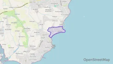 Maison 130 m² quatre pièces à vendre à Loctudy Maison 130 m² quatre pièces à vendre à Loctudy