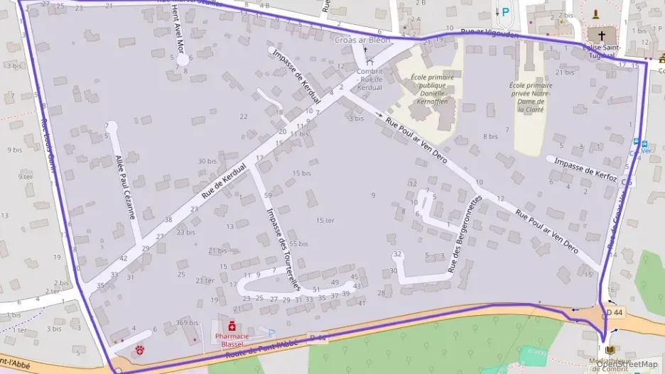 Maison 115 m² six pièces à vendre à Combrit Maison 115 m² six pièces à vendre à Combrit