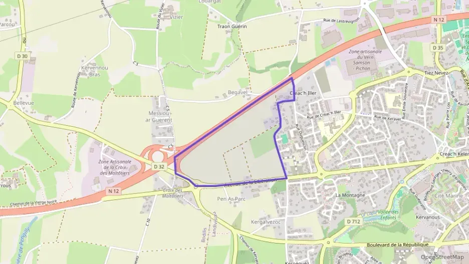 Maison 99 m² cinq pièces à vendre à Landivisiau