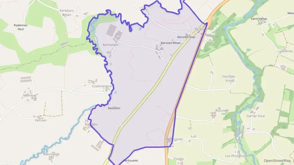 Maison 116 m² trois pièces à vendre à Plougoulm Maison 116 m² trois pièces à vendre à Plougoulm