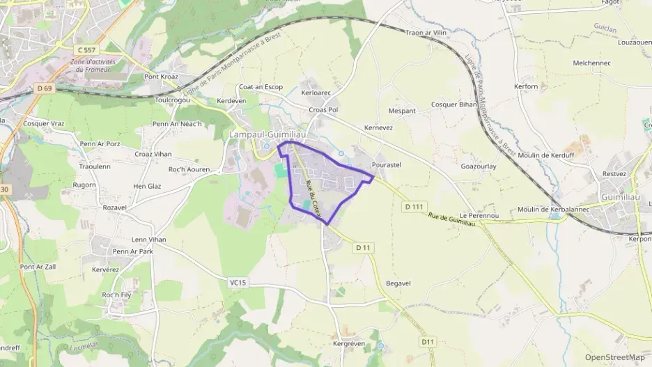 Maison 88 m² quatre pièces à vendre à Lampaul-Guimiliau