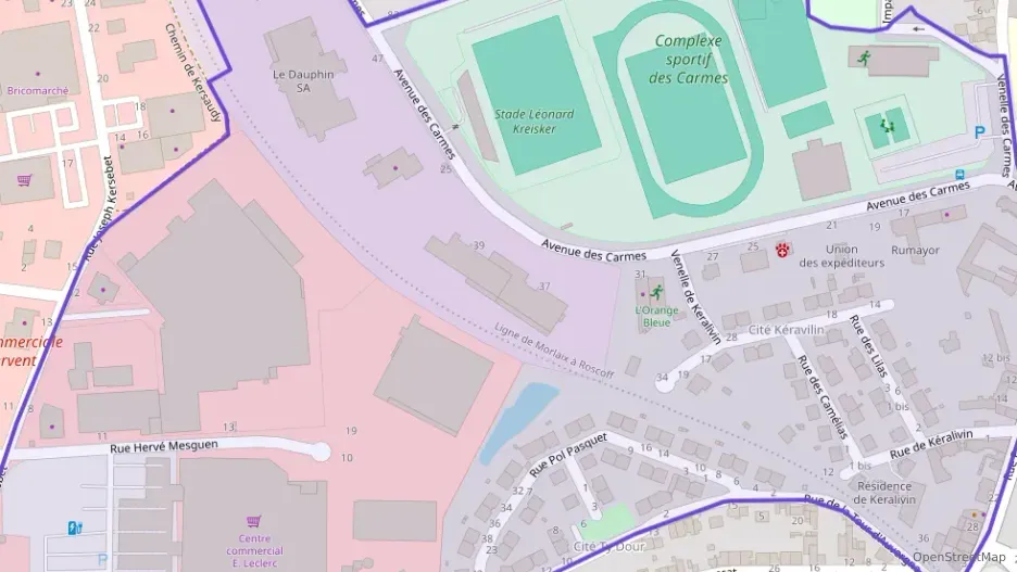 Maison 76 m² quatre pièces à vendre à Saint-Pol-de-Léon Maison 76 m² quatre pièces à vendre à Saint-Pol-de-Léon