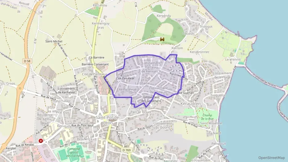 Maison 80 m² trois pièces à vendre à Saint-Pol-de-Léon Maison 80 m² trois pièces à vendre à Saint-Pol-de-Léon