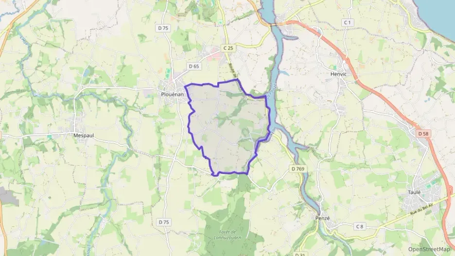 Maison 86 m² cinq pièces à vendre à Plouénan Maison 86 m² cinq pièces à vendre à Plouénan