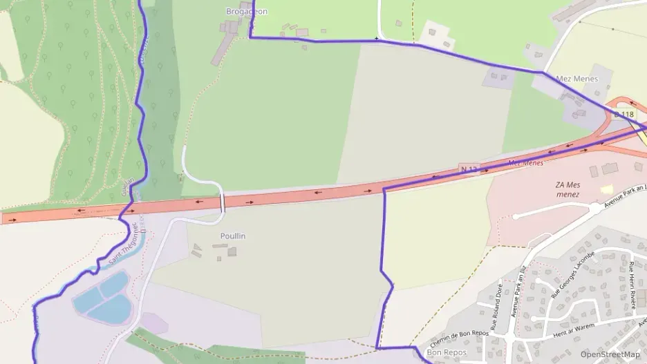 Maison 90 m² cinq pièces à vendre à Saint-Thégonnec Loc-Eguiner