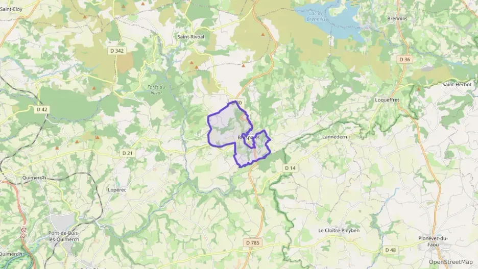 Maison 107 m² quatre pièces à vendre à Brasparts Maison 107 m² quatre pièces à vendre à Brasparts