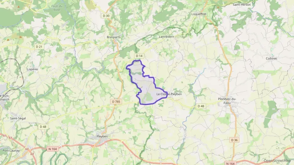 Maison 72 m² quatre pièces à vendre à Le Cloître-Pleyben