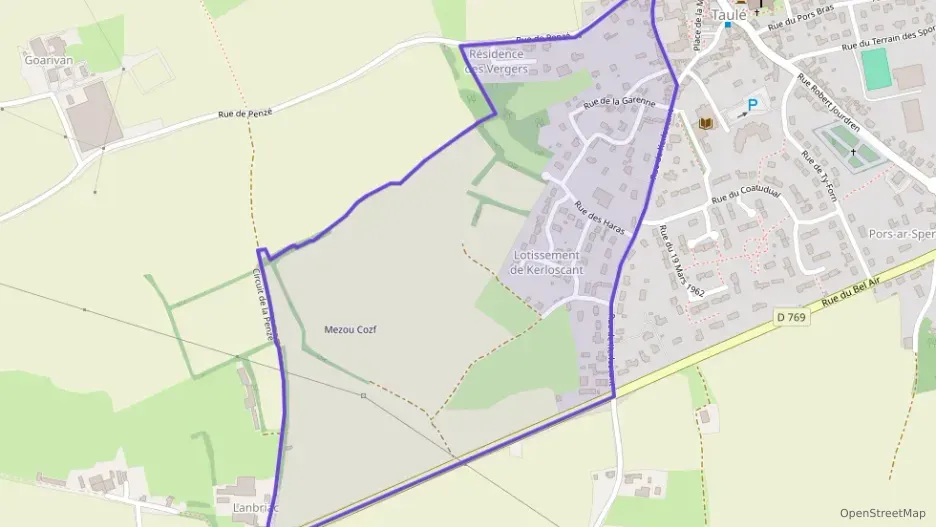 Maison 81 m² quatre pièces à vendre à Taulé