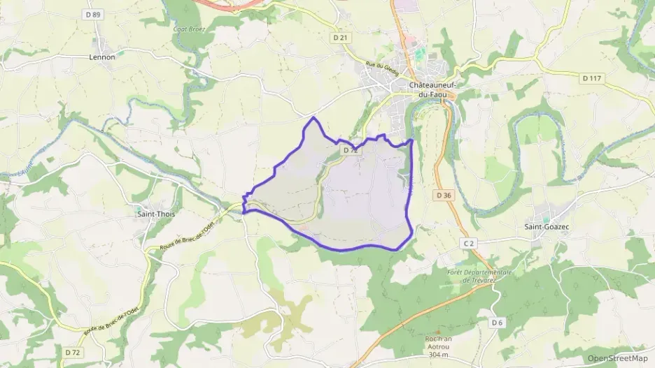 Maison 87 m² trois pièces à vendre à Châteauneuf-du-Faou Maison 87 m² trois pièces à vendre à Châteauneuf-du-Faou