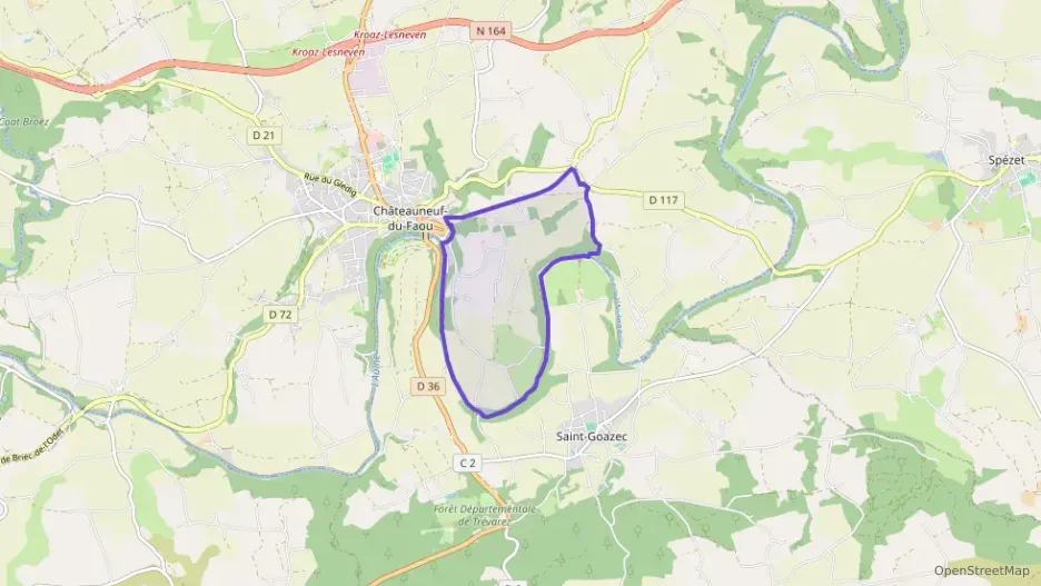 Maison 115 m² quatre pièces à vendre à Châteauneuf-du-Faou Maison 115 m² quatre pièces à vendre à Châteauneuf-du-Faou