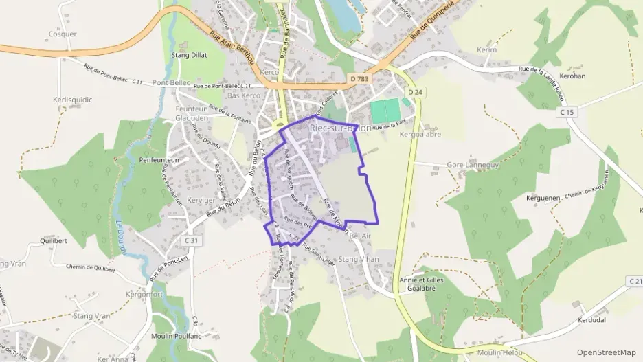 Maison 88 m² cinq pièces à vendre à Riec-sur-Bélon Maison 88 m² cinq pièces à vendre à Riec-sur-Bélon