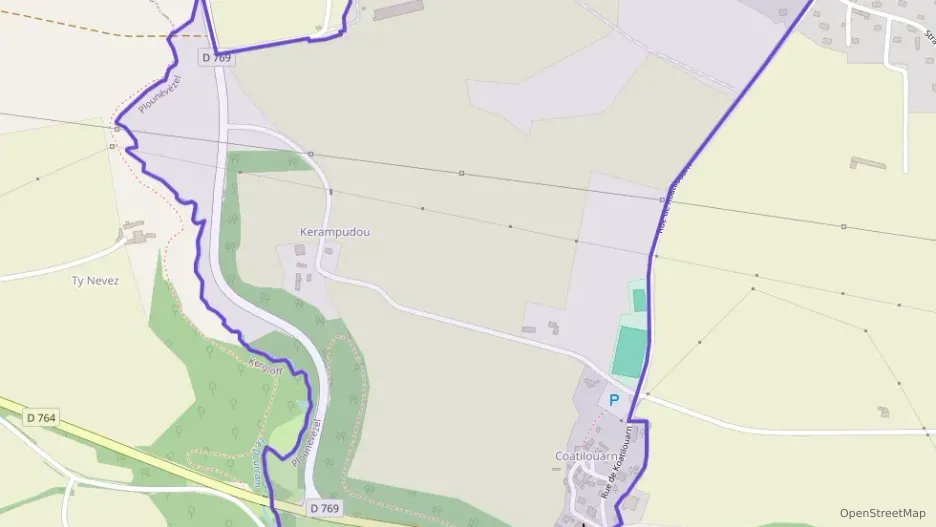 Maison 58 m² quatre pièces à vendre à Plounévézel Maison 58 m² quatre pièces à vendre à Plounévézel