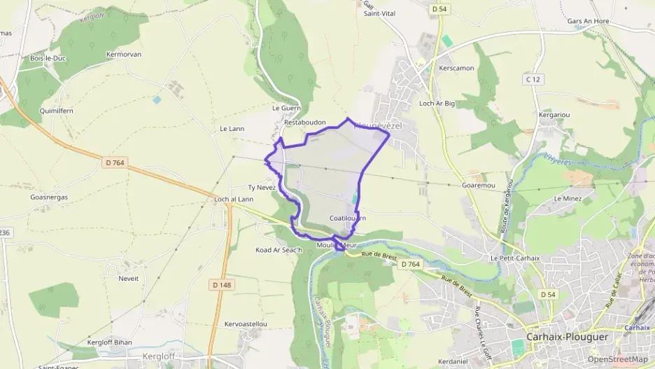 Maison 58 m² quatre pièces à vendre à Plounévézel Maison 58 m² quatre pièces à vendre à Plounévézel