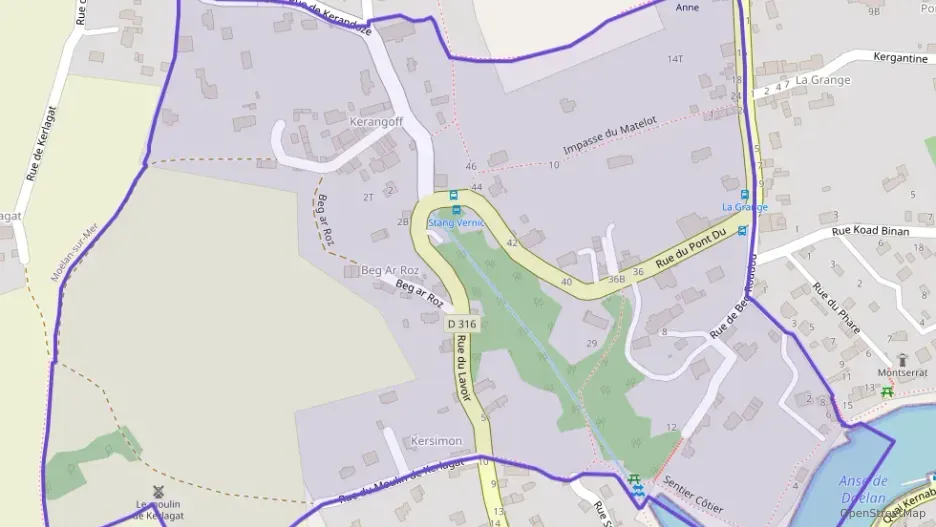 Maison 153 m² quatre pièces à vendre à Clohars-Carnoët Maison 153 m² quatre pièces à vendre à Clohars-Carnoët