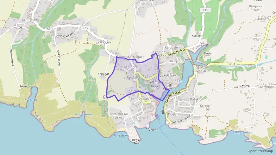 Maison 153 m² quatre pièces à vendre à Clohars-Carnoët Maison 153 m² quatre pièces à vendre à Clohars-Carnoët