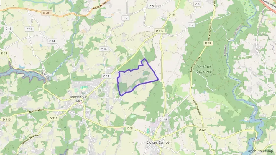 Maison 141 m² six pièces à vendre à Moëlan-sur-Mer Maison 141 m² six pièces à vendre à Moëlan-sur-Mer