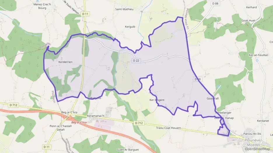 Maison 147 m² trois pièces à vendre à Plounévez-Moëdec Maison 147 m² trois pièces à vendre à Plounévez-Moëdec