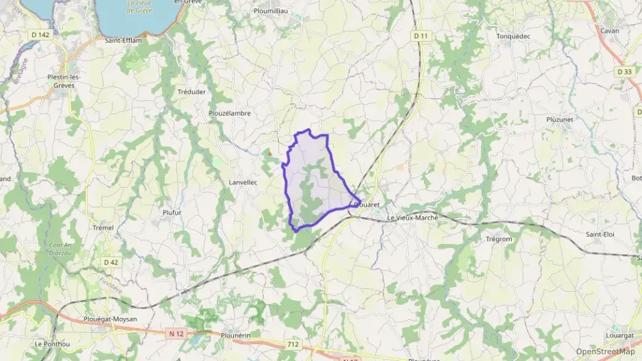 Maison 119 m² cinq pièces à vendre à Plouaret Maison 119 m² cinq pièces à vendre à Plouaret