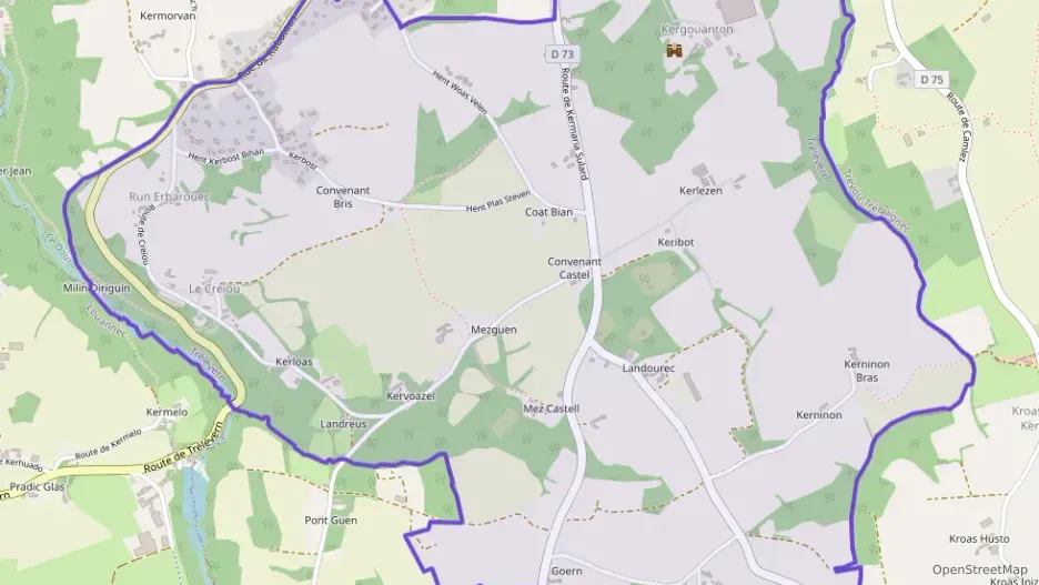 Maison 150 m² six pièces à vendre à Trélévern Maison 150 m² six pièces à vendre à Trélévern