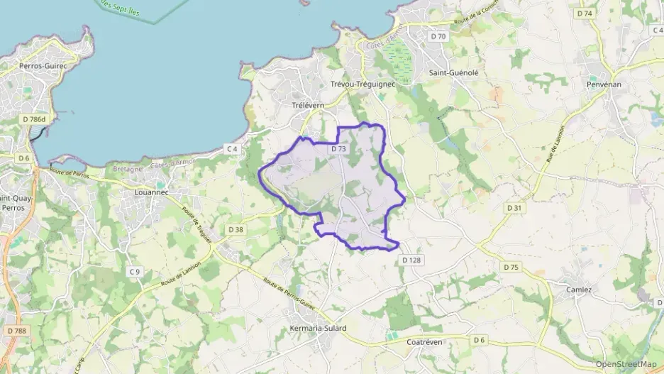 Maison 150 m² six pièces à vendre à Trélévern Maison 150 m² six pièces à vendre à Trélévern