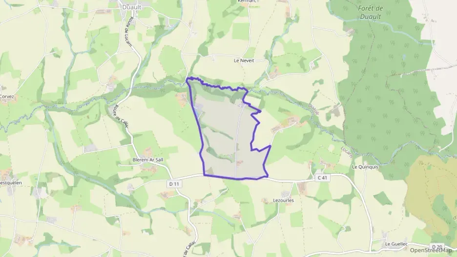 Maison 110 m² cinq pièces à vendre à Locarn Maison 110 m² cinq pièces à vendre à Locarn