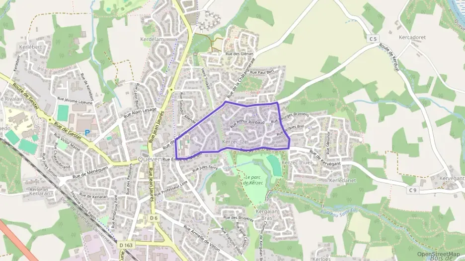 Maison 90 m² cinq pièces à vendre à Quéven Maison 90 m² cinq pièces à vendre à Quéven