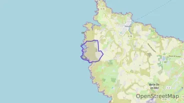 Maison 86 m² quatre pièces à vendre à Sauzon Maison 86 m² quatre pièces à vendre à Sauzon