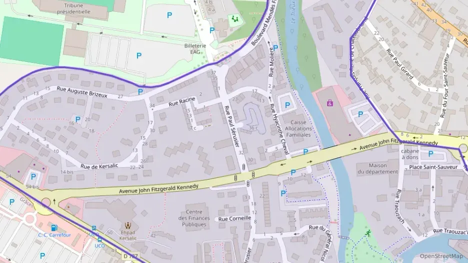 Maison 76 m² quatre pièces à vendre à Guingamp Maison 76 m² quatre pièces à vendre à Guingamp