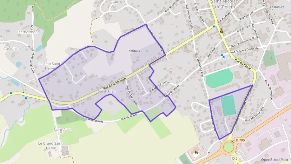 Maison 130 m² cinq pièces à vendre à Saint-Nicolas-du-Pélem Maison 130 m² cinq pièces à vendre à Saint-Nicolas-du-Pélem