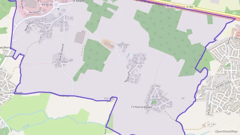 Maison 95 m² quatre pièces à vendre à Plougoumelen
