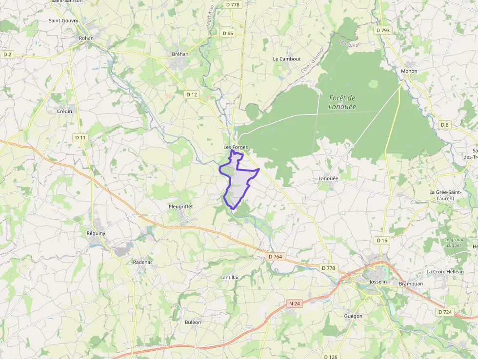 Maison 83 m² quatre pièces à vendre à Forges-de-Lanouée