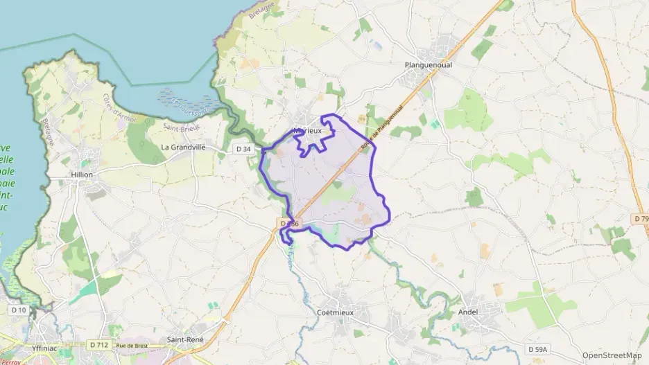 Maison 144 m² quatre pièces à vendre à Lamballe-Armor Maison 144 m² quatre pièces à vendre à Lamballe-Armor