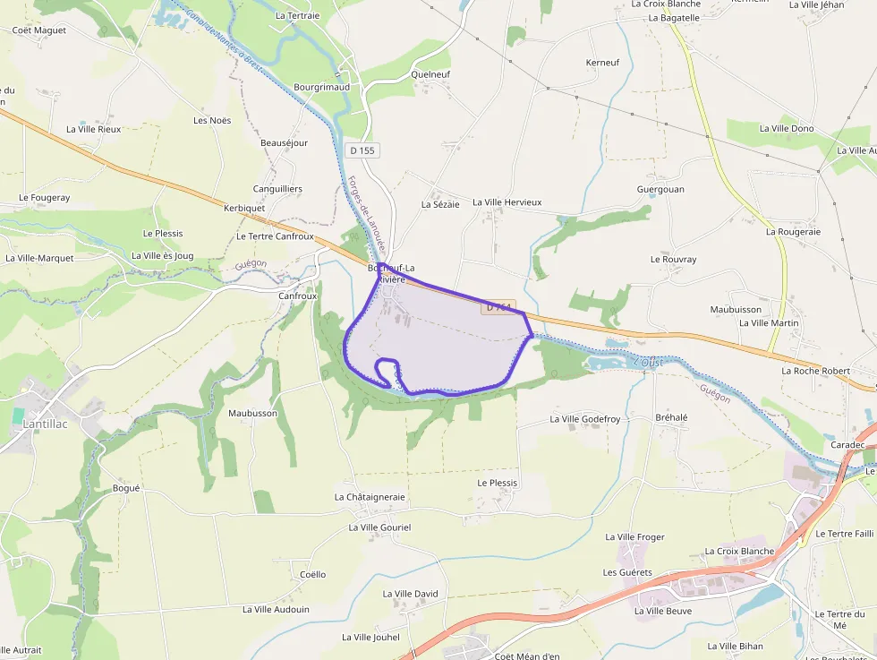 Maison 100 m² trois pièces à vendre à Forges-de-Lanouée