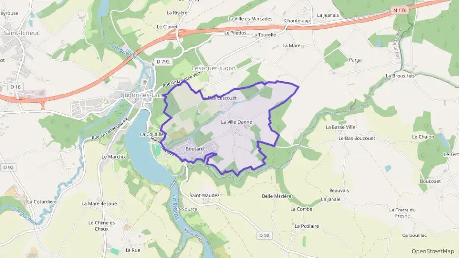 Maison 90 m² cinq pièces à vendre à Jugon-les-Lacs