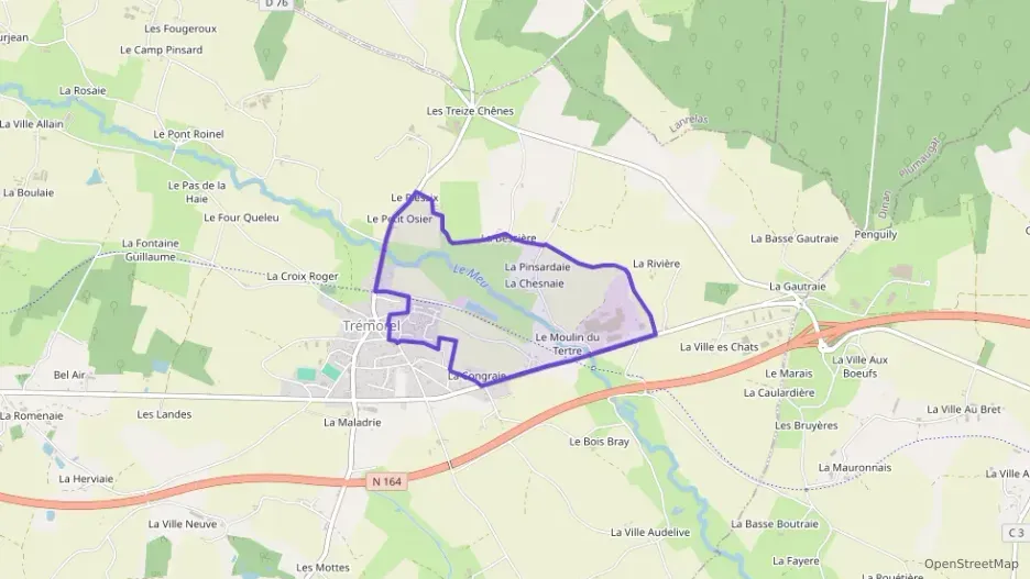 Maison 84 m² quatre pièces à vendre à Trémorel Maison 84 m² quatre pièces à vendre à Trémorel