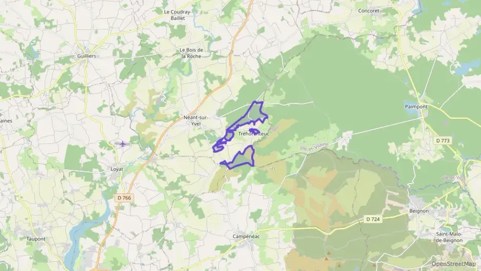 Maison 90 m² quatre pièces à vendre à Tréhorenteuc Maison 90 m² quatre pièces à vendre à Tréhorenteuc