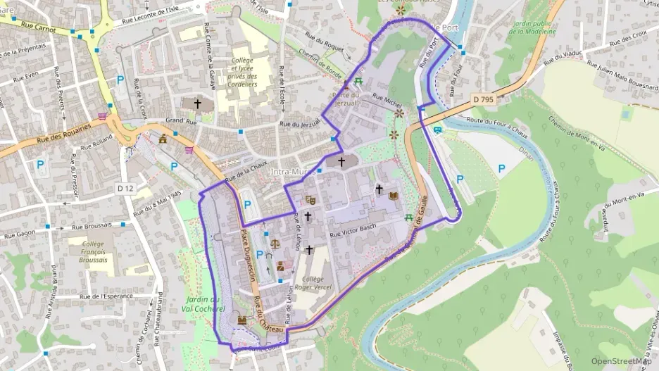 Maison 170 m² six pièces à vendre à Dinan