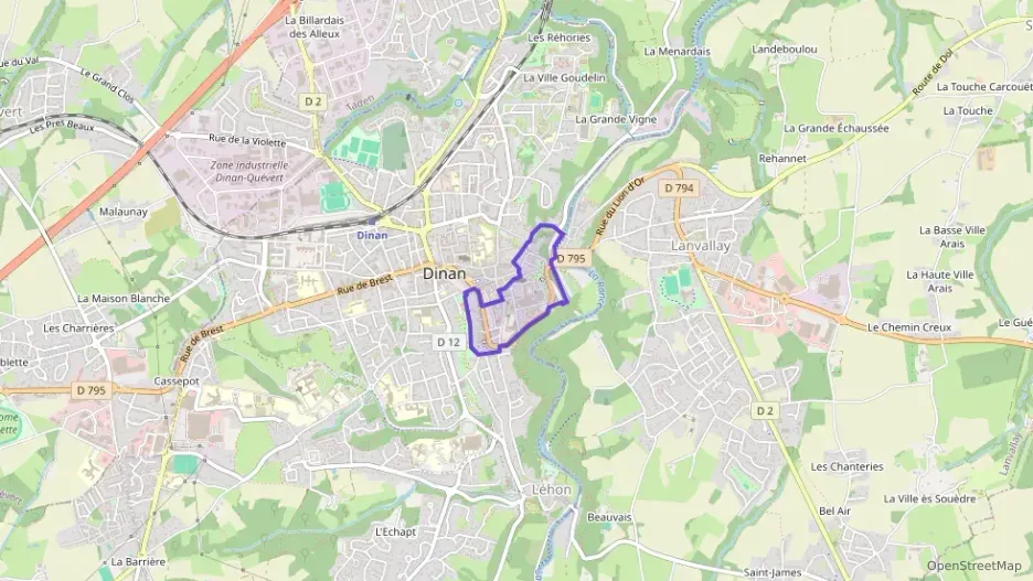 Maison 170 m² six pièces à vendre à Dinan