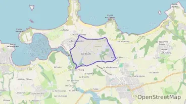 Maison 114 m² cinq pièces à vendre à Saint-Coulomb