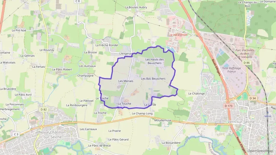 Maison 205 m² cinq pièces à vendre à Noyal-Châtillon-sur-Seiche Maison 205 m² cinq pièces à vendre à Noyal-Châtillon-sur-Seiche