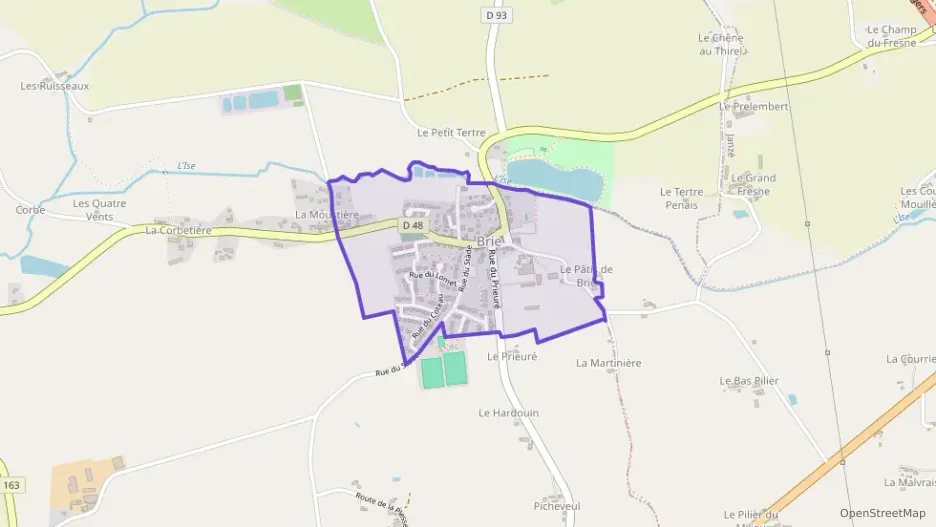 Maison 120 m² cinq pièces à vendre à Brie Maison 120 m² cinq pièces à vendre à Brie