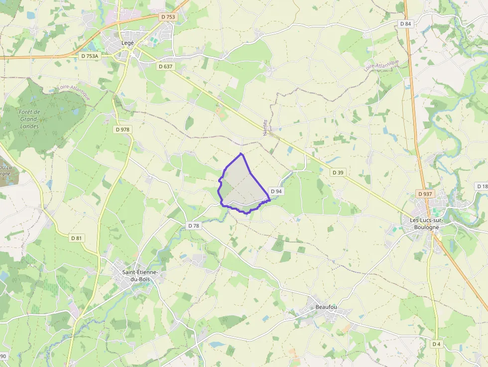 Maison 99 m² trois pièces à vendre à Saint-Étienne-du-Bois