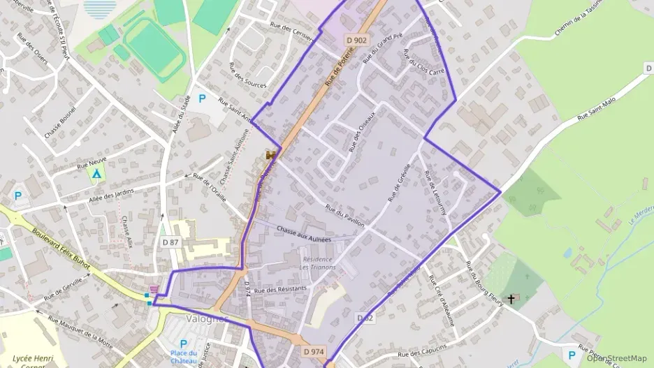 Maison 100 m² quatre pièces à vendre à Valognes Maison 100 m² quatre pièces à vendre à Valognes